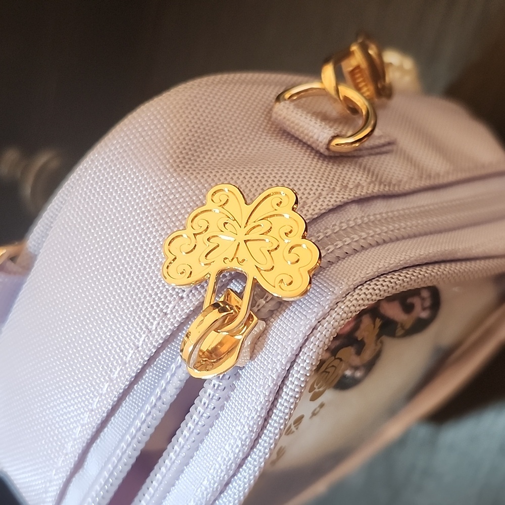 Anna Sui Sanrio Hello Kitty Plush and bag - Picture 2 of 11